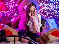Bellalesh's webcam live show