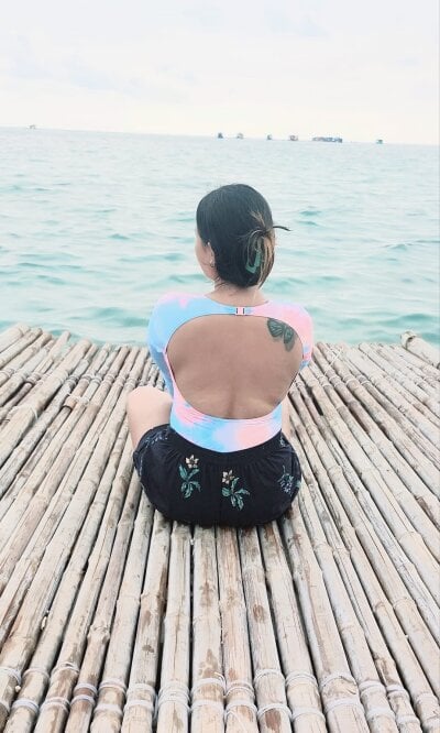 HorneyPrettyJea