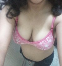Cute_Sonam's Offline Chat Room