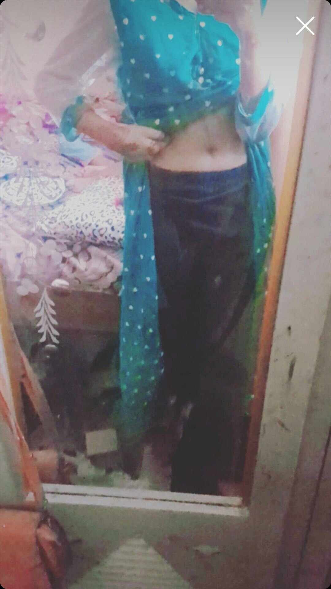 NishaXO