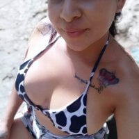 Karla_model_Bigass' Offline Chat Room