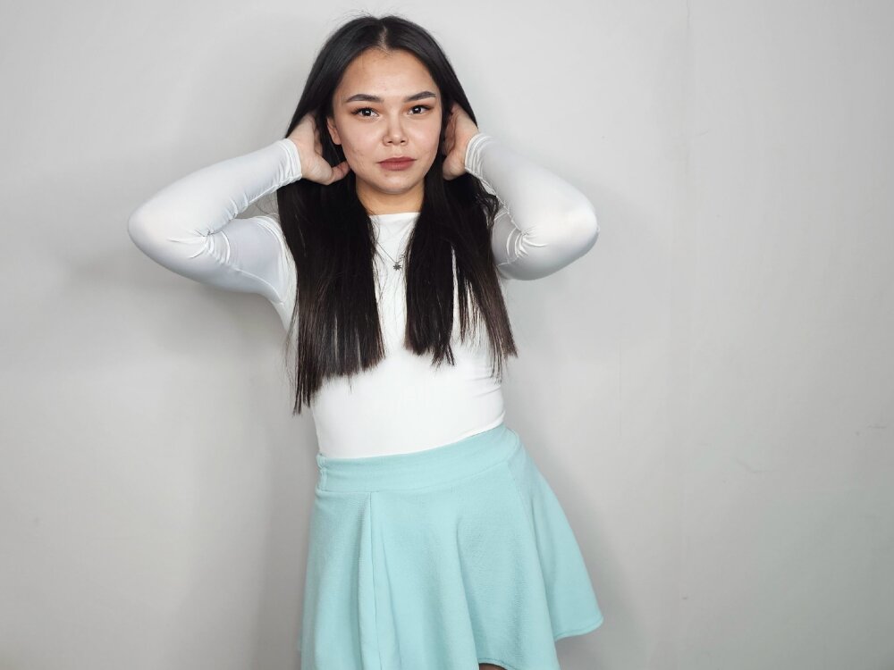 CryLyn profile
