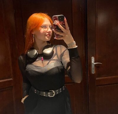 Vix_start Live Cam on StripChat