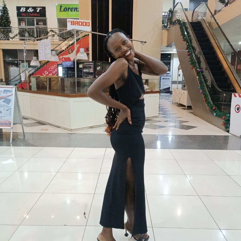 Petite_doll20