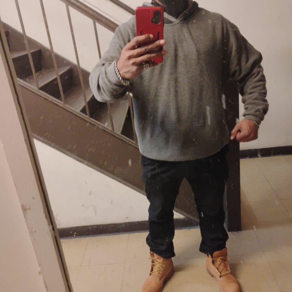 EatAzz88's Offline XXX Chat