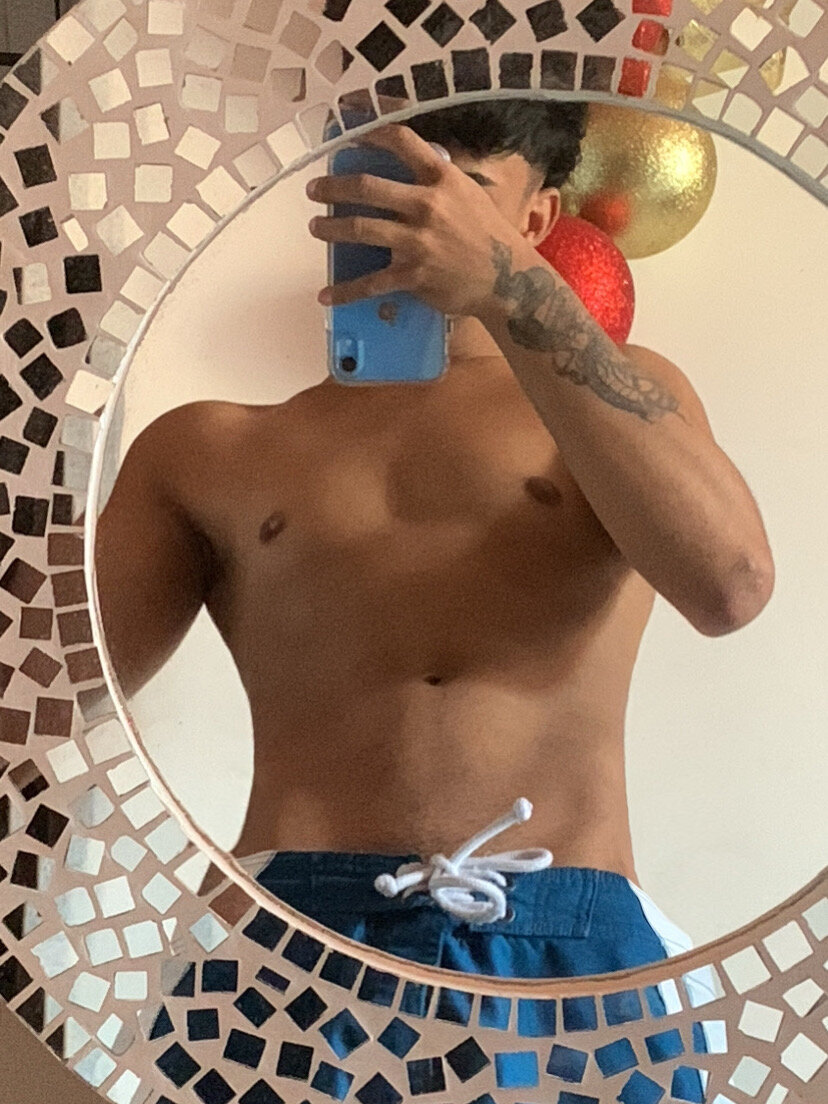 Jushle_6's Offline XXX Chat