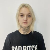 CassieFirrs Adlı Modelin Çevrimdışı Sohbet Odası