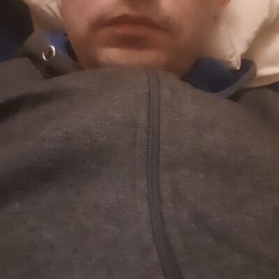 tomaszkruszon from stripchat