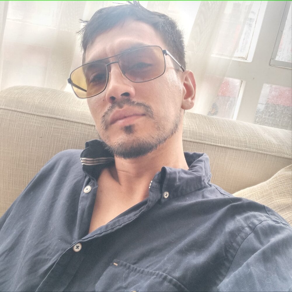 cowboy_co from stripchat