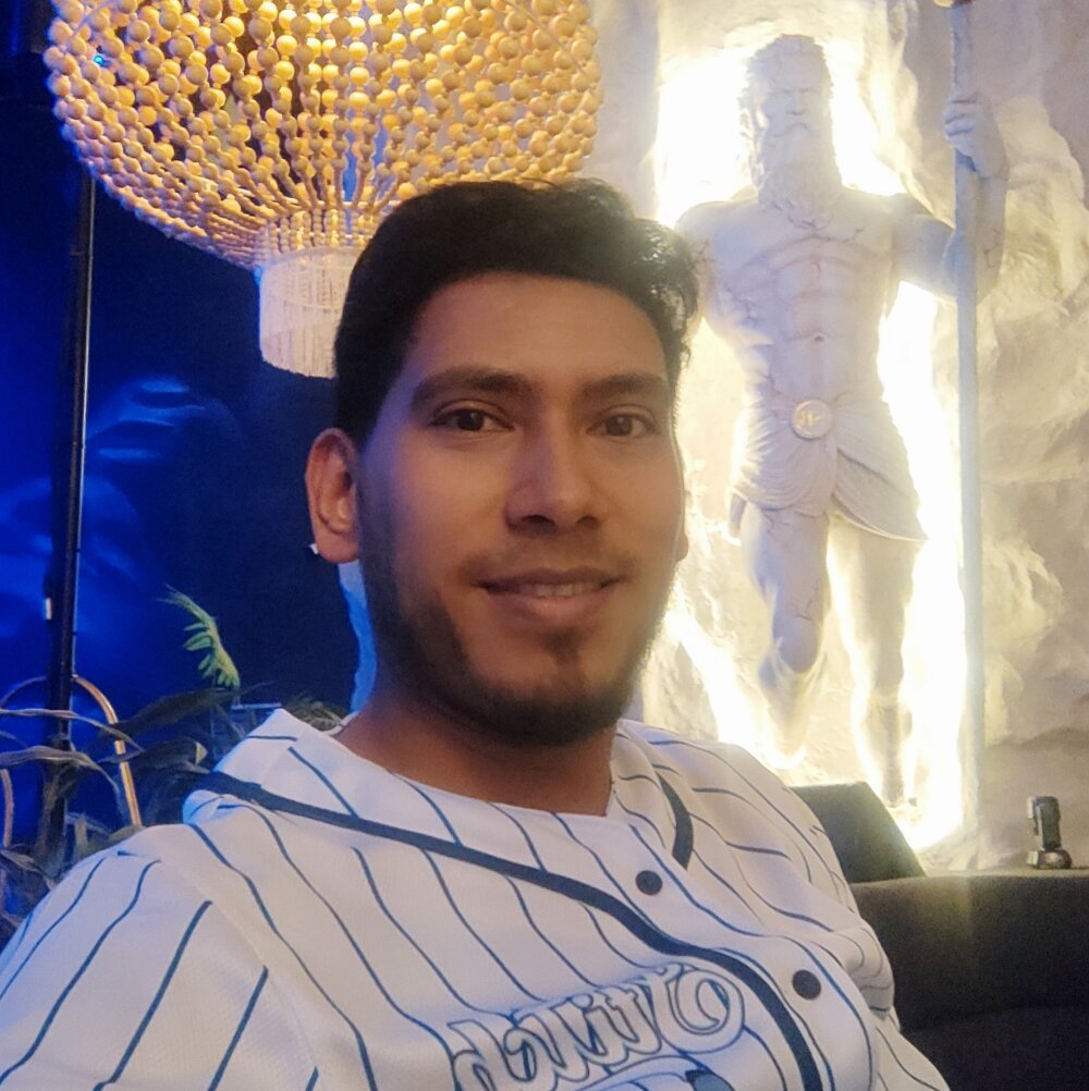 alegonza35's Offline XXX Chat