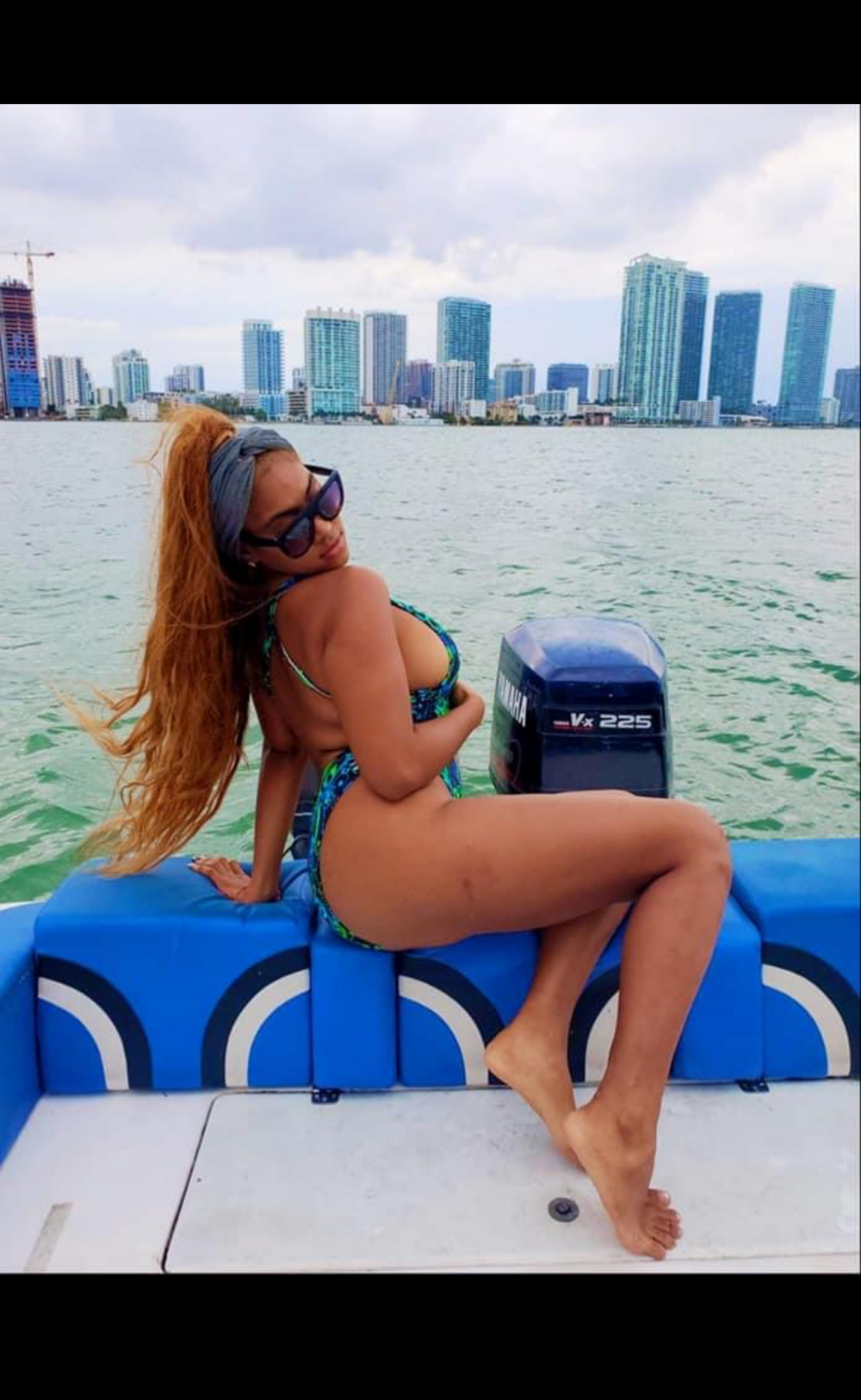 luckykhloe from stripchat