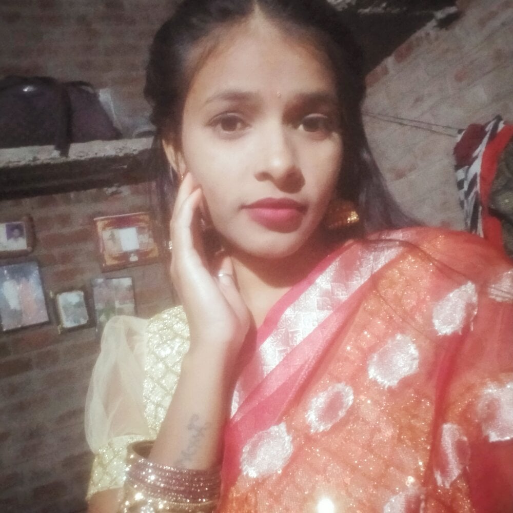 TEEN-BEBO live cam model at StripChat