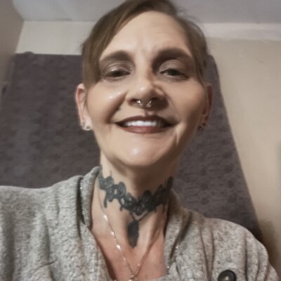 TwiztidPixie 🖱 live naked chat