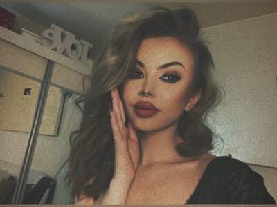 Lara_Amos