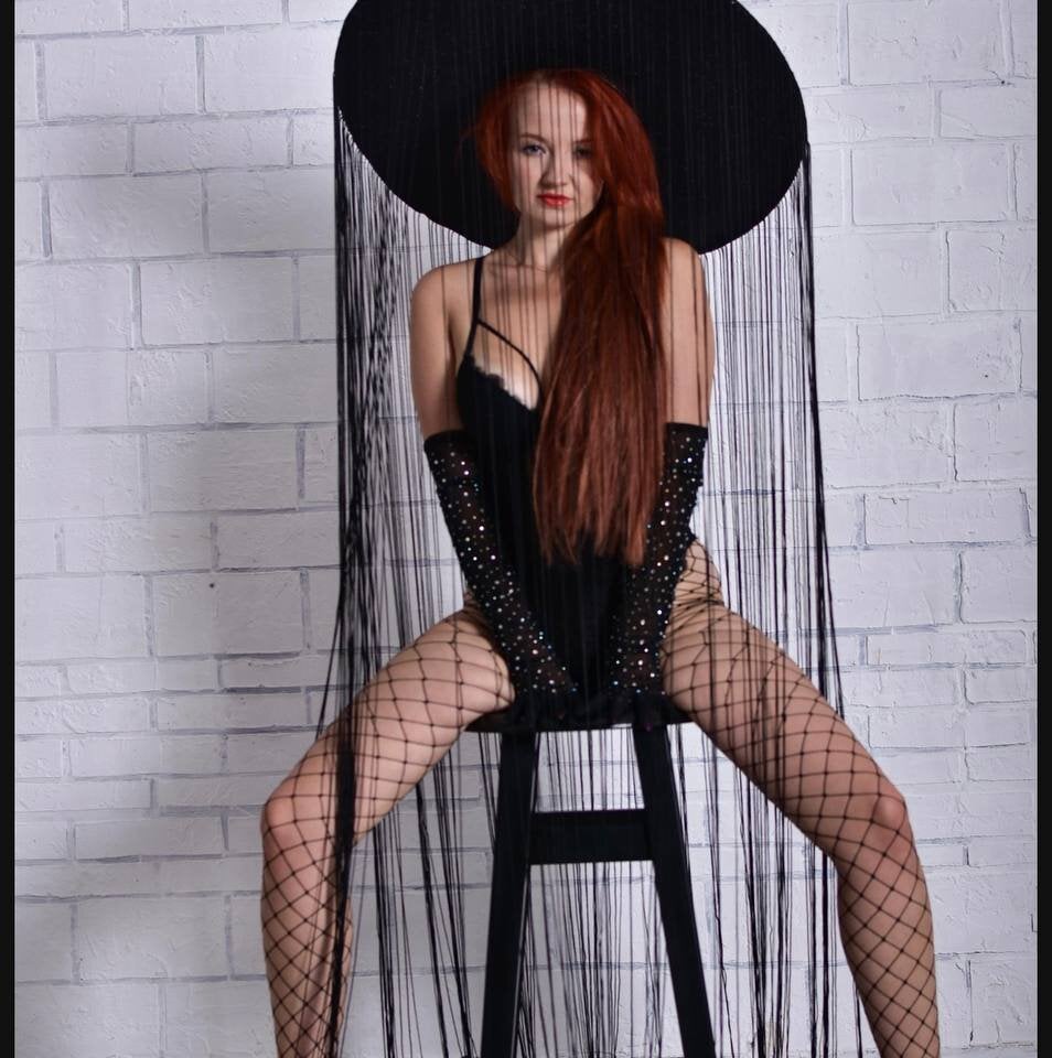 Live sex webcam photo for Marina_Mur_ #289982890