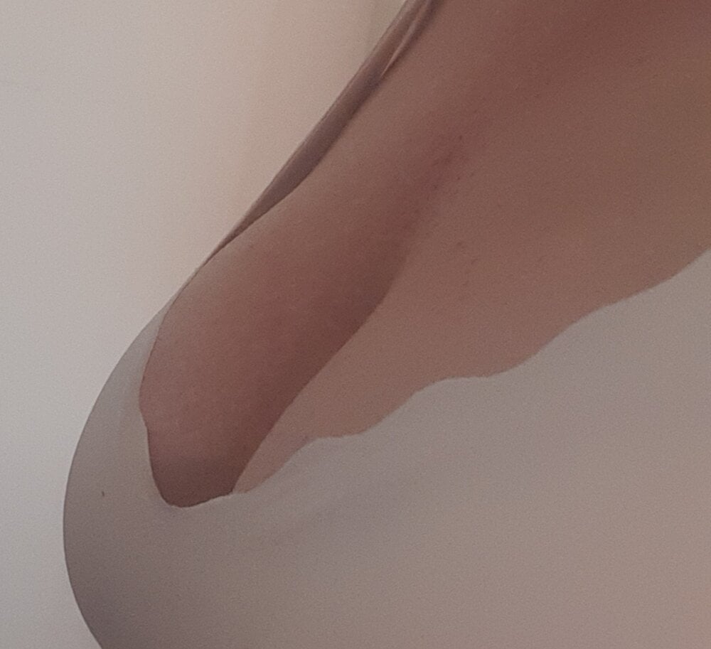 Live sex webcam photo for pleasureseekerss #289705610