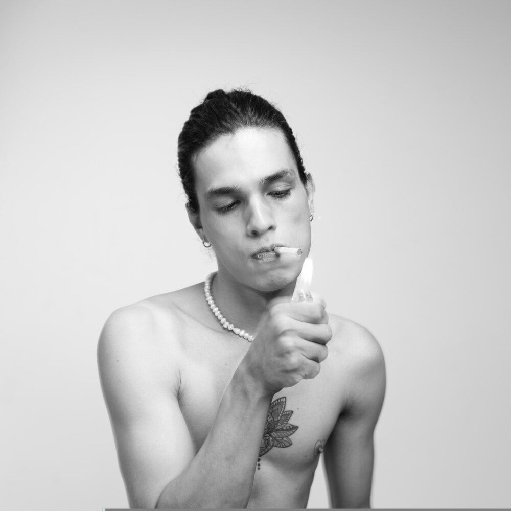 Joanhot420 profile