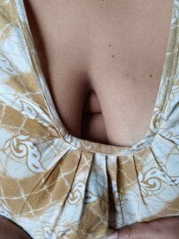 Roshni8859's webcam live show