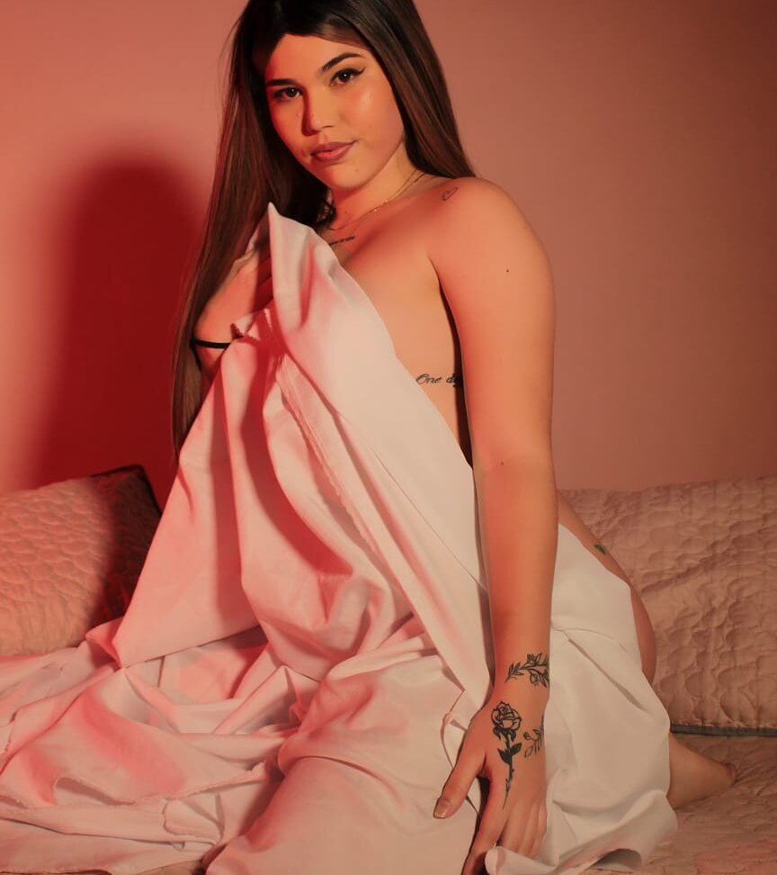 MomentsLust 💳 live naked stream
