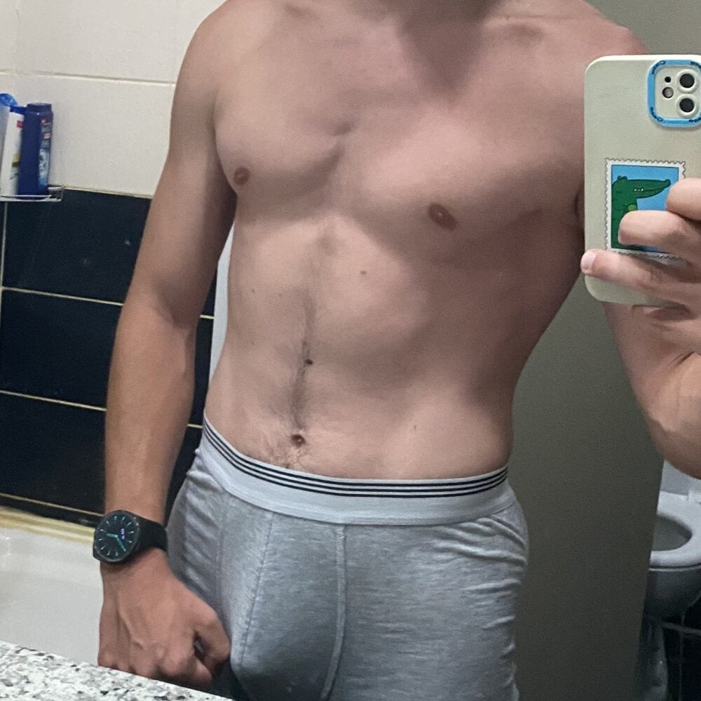 youngermansas from stripchat