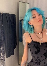 DanceWillow-model's Offline Chat Room