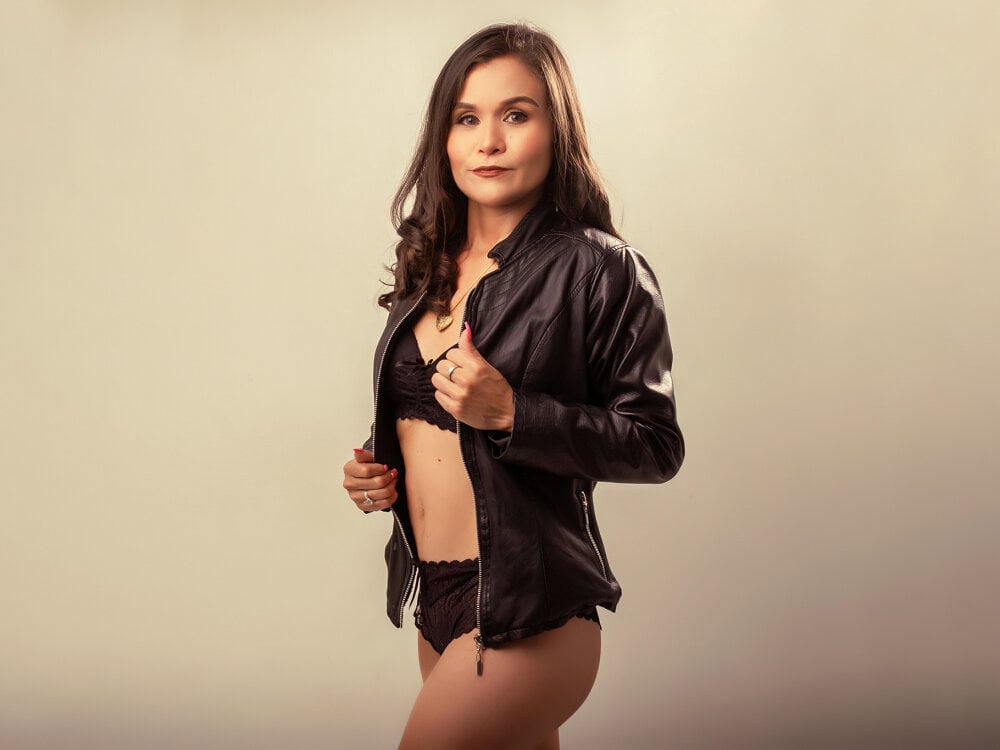 aikogrey from stripchat