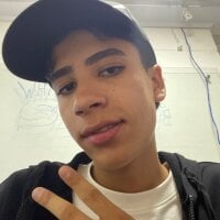 Stiven_Twink's Offline Chat Room