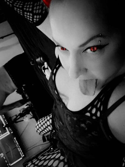 striptease chat room LilWitchPlay