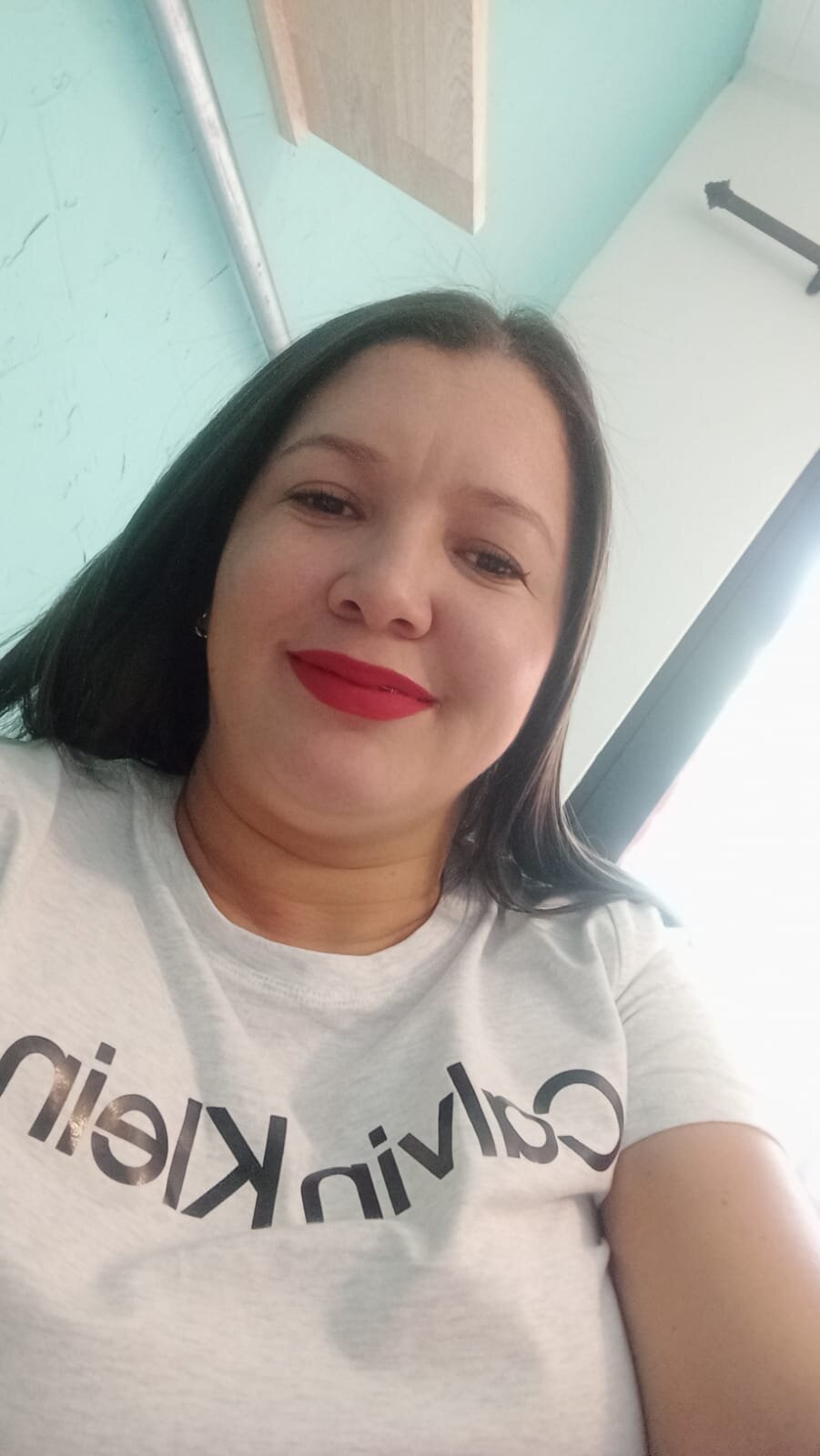 Bela_Gomez