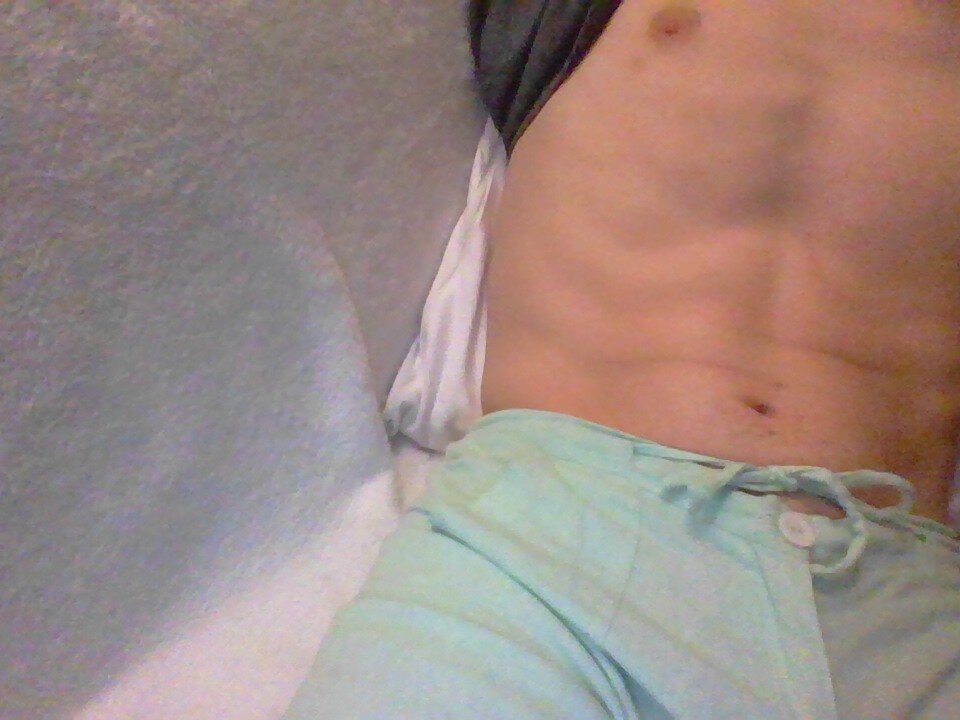 Ombracremisi99's Offline XXX Chat