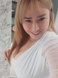 AnabellRioss' Offline Chat Room