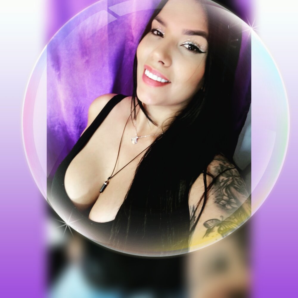 Live sex webcam photo for CarolinaRincon #290686880