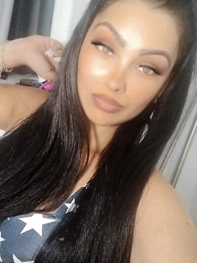 GiulianaBria 🏊 live sex stream