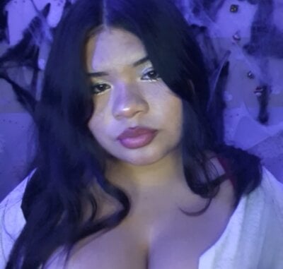 Ca-Nel4 on StripChat