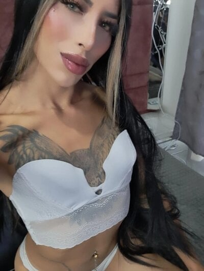 live nude webcam Mariana Preciado