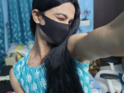 Sissyabira13