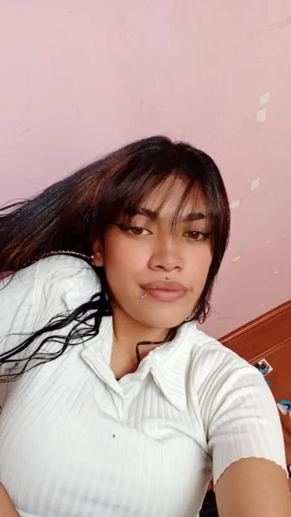 abby_skinny_b