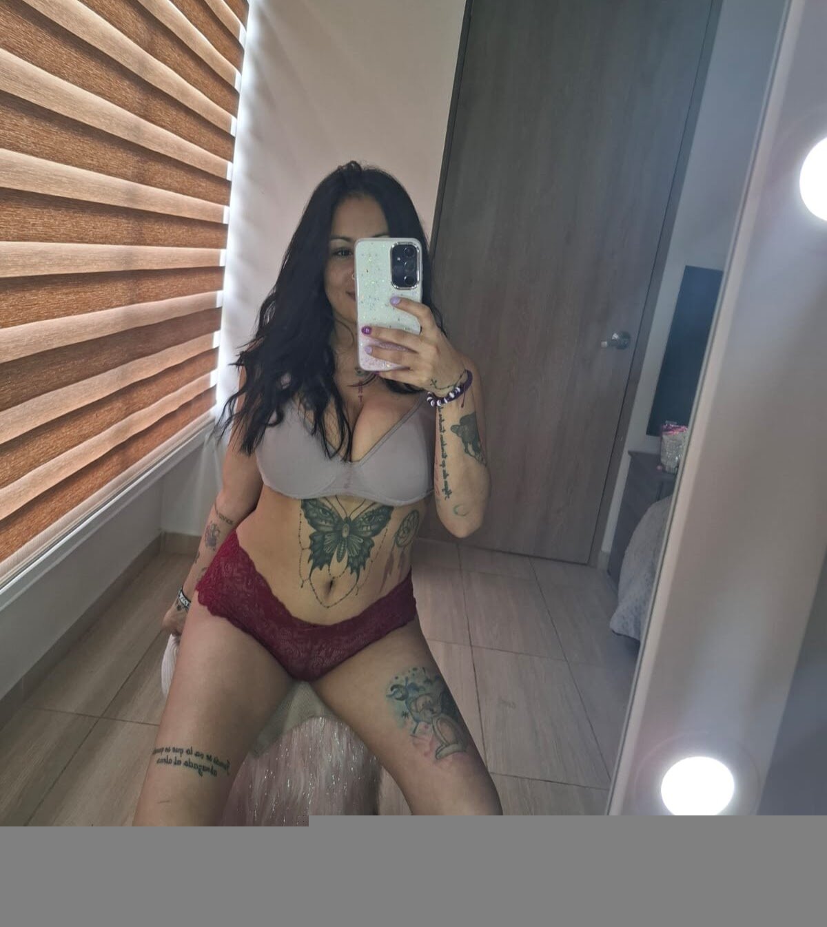 emma_rouxy_22