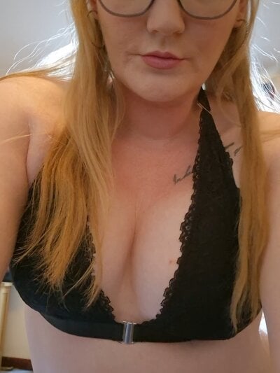 Esme-29 Female Whiteyoung Online Cam XXX