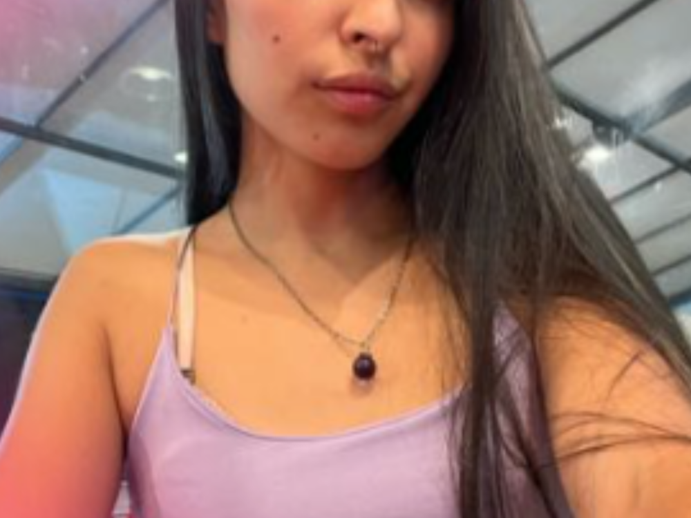 watchgirlcam.com jenn_owens livesex profile in somewhere-on-this-twisted-planet cams