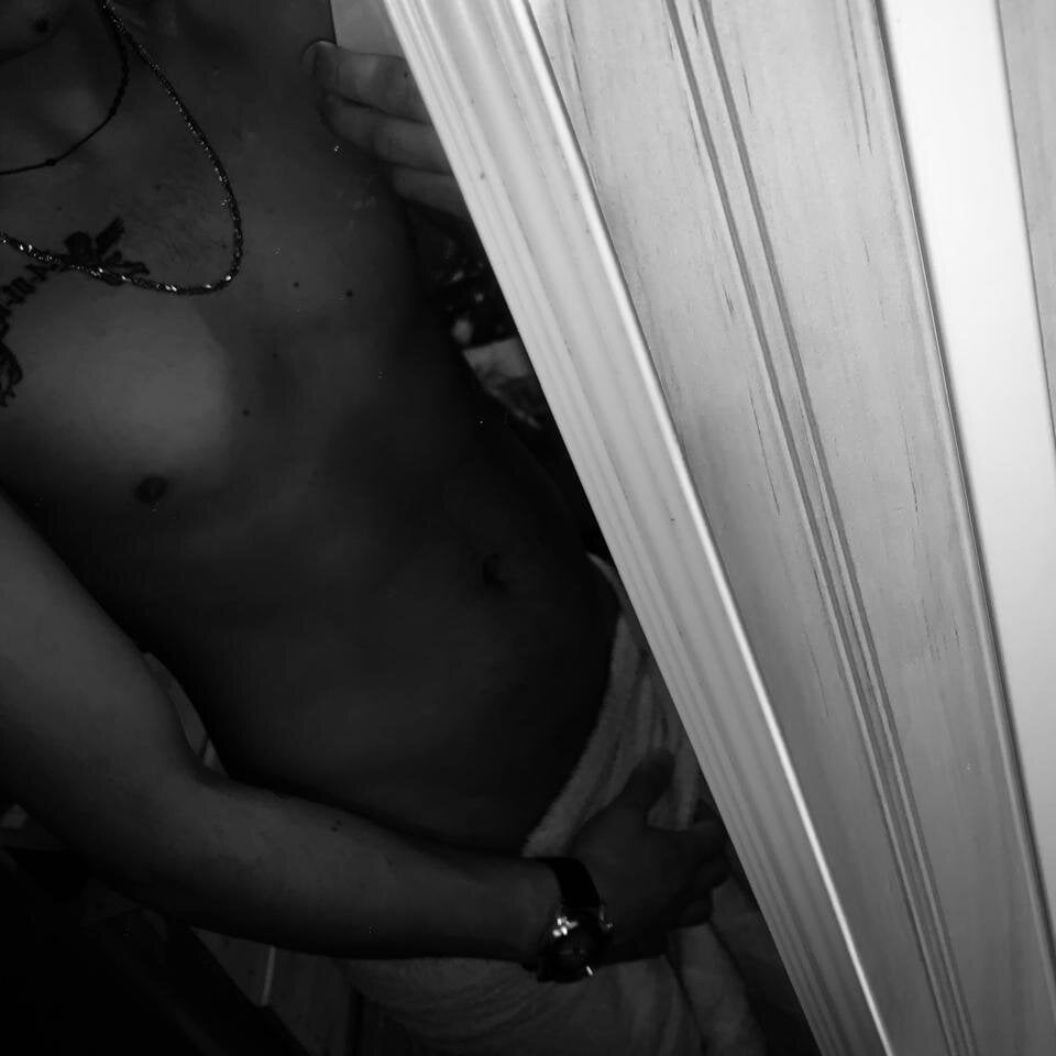 aaronfonseca_ from stripchat