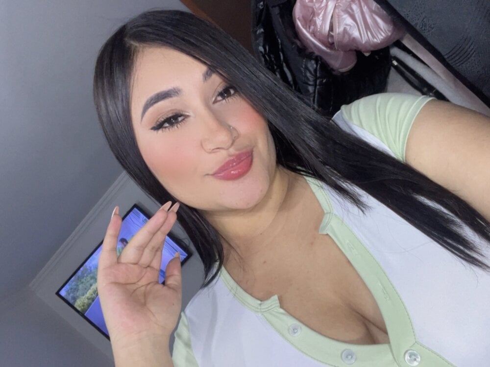 stripchat _nalaa webcam profile pic via 6livesex.com