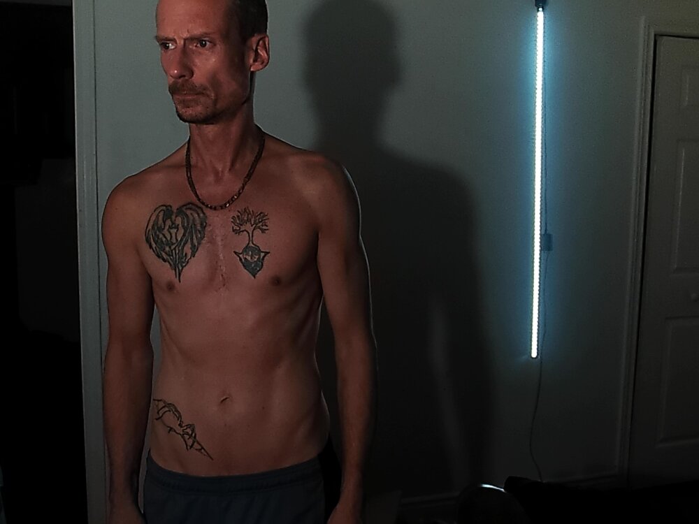 Live sex webcam photo for SlamminSammy506 #289943146