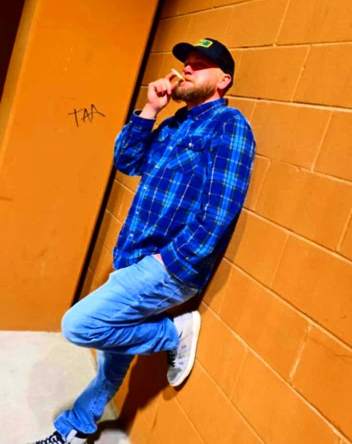 CutebooTee offline XXX-chat