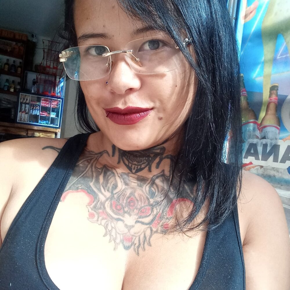 Sara_Blonde_ profile