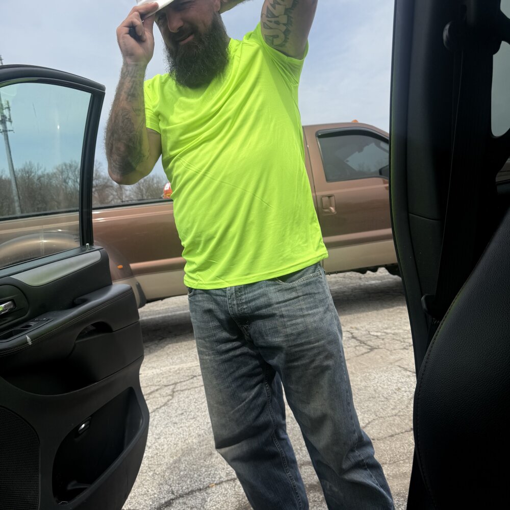 alphareign85's Offline XXX Chat