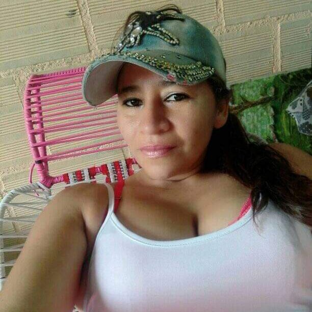 Live sex webcam photo for LeidyJones #289967085