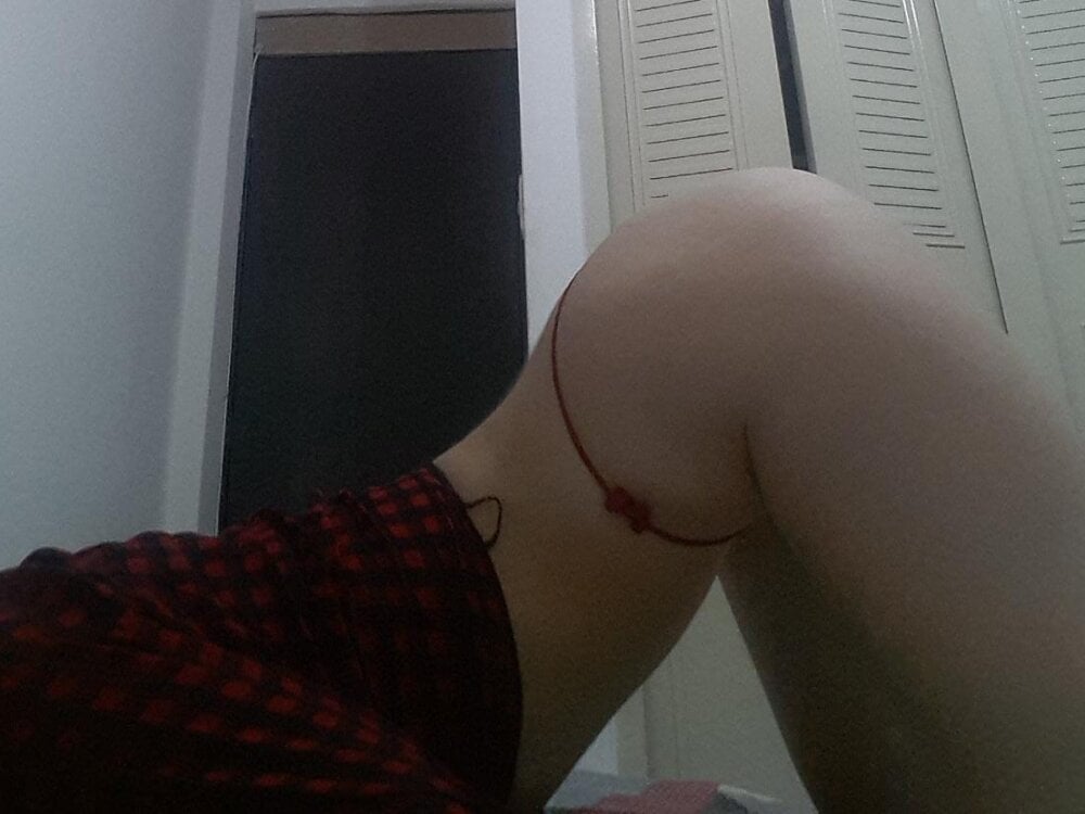 Karla_sweed
