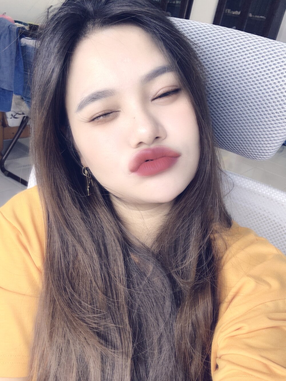 onaircams.com vinavibe livesex profile in asian cams