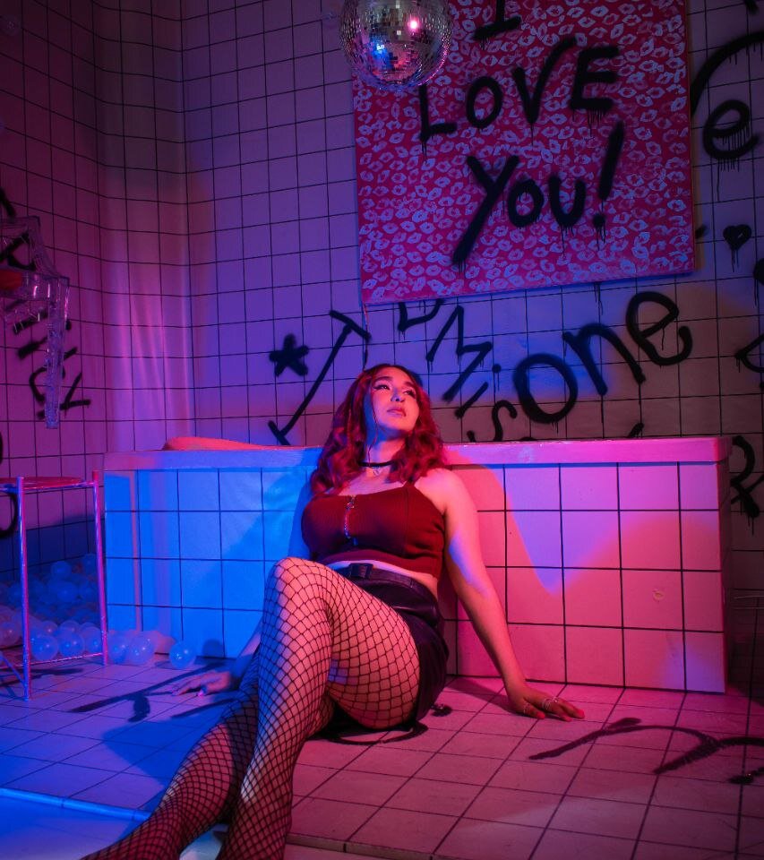 IreneJonesy's Offline XXX Chat